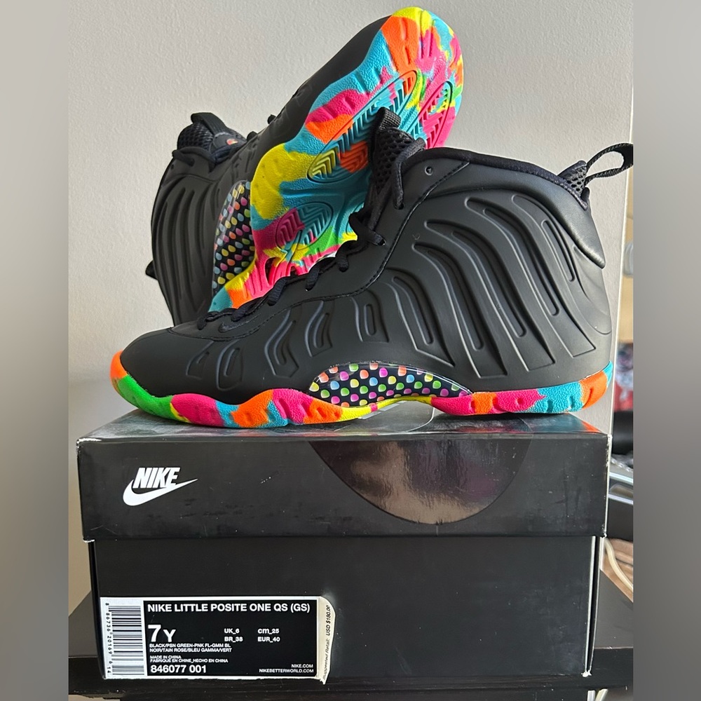 **HOST PICK** Nike Air Foamposite One “Fruity Pebbles” - 7Y/8.5W - Picture 2 of 9